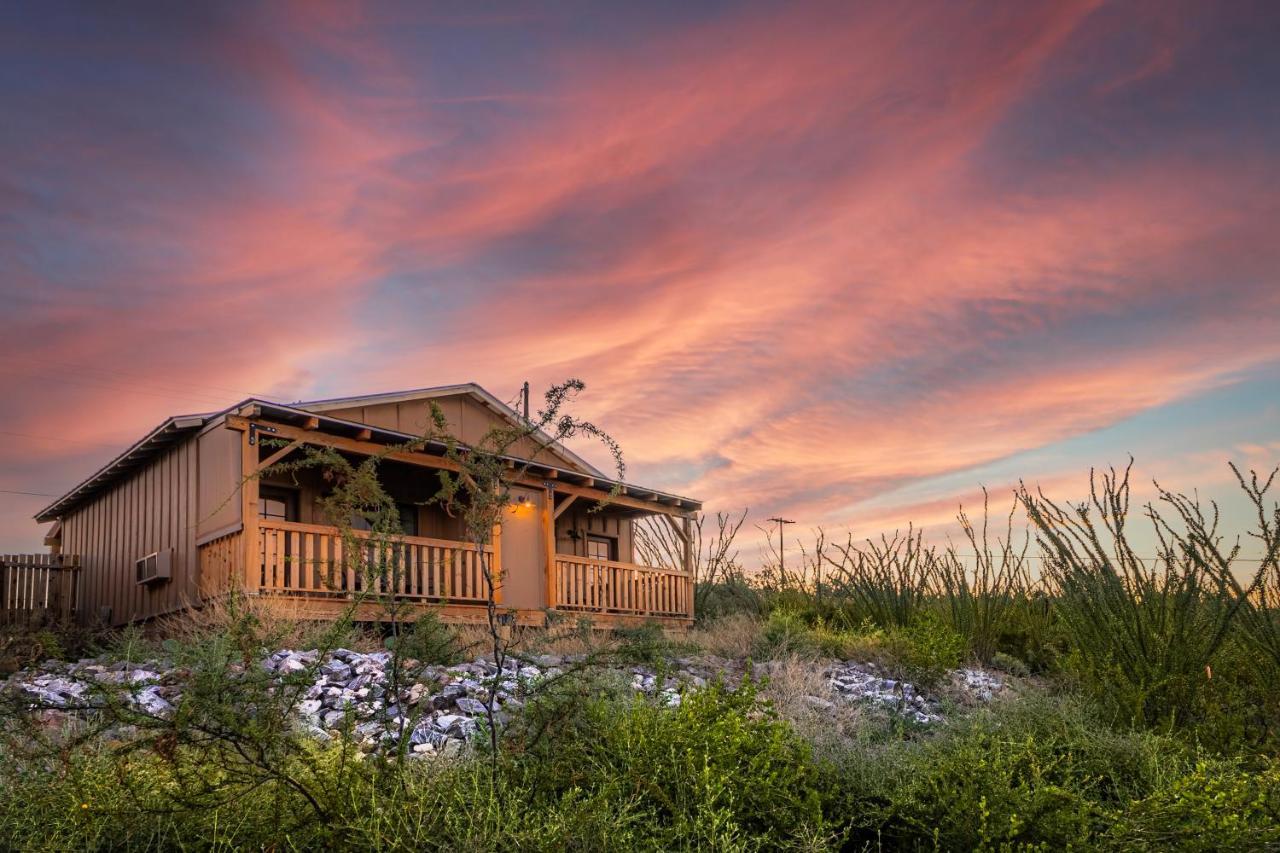 Miners Cabins #1 - Two Double Beds And Private Balcony Тумстон Экстерьер фото