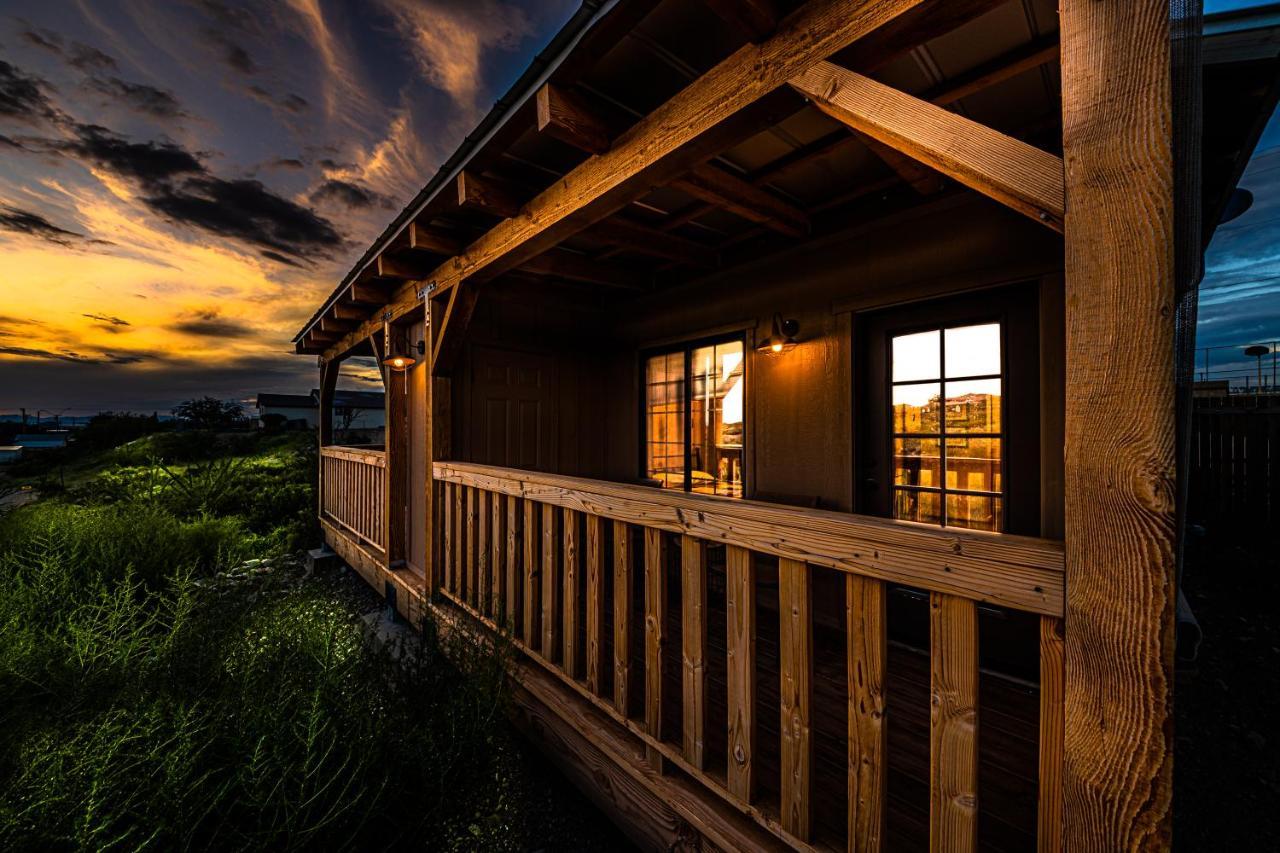 Miners Cabins #1 - Two Double Beds And Private Balcony Тумстон Экстерьер фото